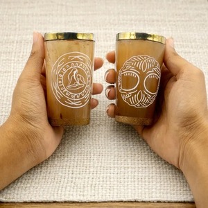 Jarra de Cerveza de Cuerno de Búfalo 100% Natural, Tallada a Mano, Ecológica, Hecha en India, Tamaño Personalizable - Product Image 5