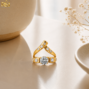 Bague de mariage à trois chevrons |   Bague de fiançailles et de mariage en or massif avec diamant de laboratoire 2 carats, bande incurvée, vente en gros OEM ODM - Product Image 2