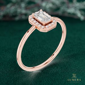 Bague de fiançailles à taille émeraude avec halo pour diamant de laboratoire, pour femme, bague de promesse, bague de mariée, cadeau d'anniversaire - Product Image 4