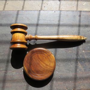 Marteau de juge en bois artisanal, marteau, maillet, marteau d'enchéreurs, pour la fabrication et la vente en gros - Product Image 1