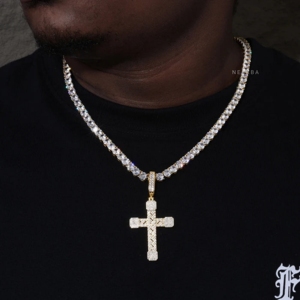 Pendentif Croix en Argent Sterling 925 avec Moissanite, Motif Tressé Givré, Fait Main - Product Image 2