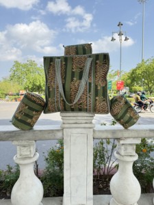 Sac fourre-tout en toile 100 % coton avec fermeture éclair, logo personnalisé, réutilisable, pour le shopping, la plage, écologique, fournisseur en gros pour le printemps - Product Image 3