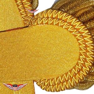 Epaulettes de lujo de la mejor calidad, ceremoniales, hechas a mano, de satén dorado grueso, con flecos de hilo de oro y Mylar personalizados. - Product Image 4