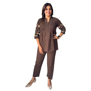 Ensemble de vêtements de détente en coton pur pour femmes, tendance et confortable, vente en gros au meilleur prix - Product Image 1