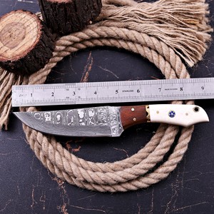 Couteau Bowie à lame fixe en acier Damas fait main, pour la chasse, le bushcraft, le camping et l'EDC, manche en os et bois de rose, fabricant direct. - Product Image 6