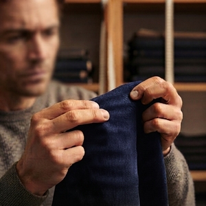 Jeans de Hombre de Alta Calidad, Pantalones de Mezclilla Elástica, Fabricante de Logotipos Personalizados, Jeans de Mezclilla Premium para Hombre, Corte Clásico Ajustado, Fábrica de Jeans de Algodón - Product Image 4