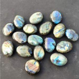 Pierre de palmier en labradorite naturelle, figurine polie à la main, cristal de guérison, méditation, Reiki, chakra, énergie, guérison spirituelle - Product Image 2