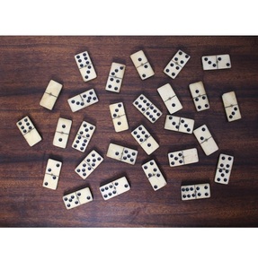 Juego de Dominó Doble Seis Tallado en Hueso Orgánico, Estilo Vintage, Ecológico, Clásico, Rectangular, para Colección - Product Image 1