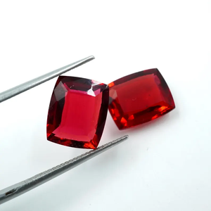 พลอยมรกตแดงเพาะเลี้ยงในห้องปฏิบัติการ: รูปทรงคุชชั่นเจียระไน, 10 กะรัต (คู่) 2 ชิ้น - Product Image 4