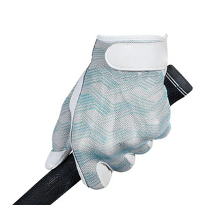 ถุงมือกอล์ฟผู้ชาย หนังคาเบรตต้า ฝ่ามือสีเขียวอมฟ้า ด้านหลังเป็นตาข่าย ระบายอากาศได้ดี น้ำหนักเบา ยืดหยุ่น กระชับมือ จับถนัดมือ กันลื่น สวมใส่ง่าย มือซ้าย - Product Image 5