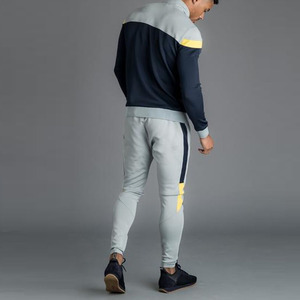Ensemble de survêtement pour homme avec capuche zippée confortable pour l'entraînement hivernal, logo personnalisé, 100% coton, respirant, coupe-vent, haute qualité - Product Image 4
