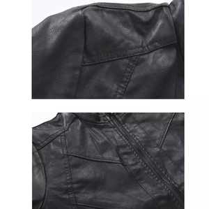 2024 OEM Men's High Quality Vintage Style Genuine Leather <b>Jacket</b> 100% Polyester Stand Hooded Windproof Zipper Closure <b>Winter</b> - Product Image 4
