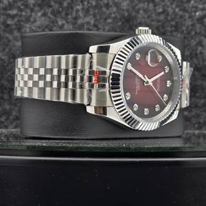 Reloj de lujo para hombre, de acero inoxidable, mecánico automático, esfera roja, marcadores de diamantes, bisel estriado, pulsera Jubilee, reloj de pulsera de negocios - Product Image 2