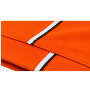 Uniforme de cricket haut de gamme fabriqué avec un tissu polyester haute performance et des graphismes par sublimation durables - Product Image 6