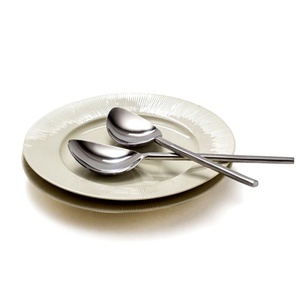 Juego de cubiertos hechos a mano de estilo occidental, cuchara de cena con acabado de plata y acero inoxidable, con mango redondo hecho a mano - Product Image 1