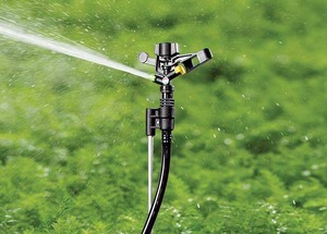 Système d'irrigation agricole en PVC de haute qualité avec kit de brumisation et d'arrosage goutte à goutte pour pelouse et ferme – Solution d'arrosage en gros - Product Image 4