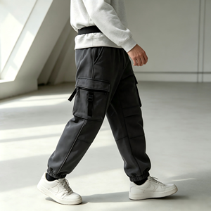 Pantalones Jogger Cargo de Streetwear Heavyweight Dirty Spray para Hombre con Rayas Reflectantes, Múltiples Bolsillos, Estilo Techwear, Puños Elásticos y Cordón Ajustable - Product Image 3