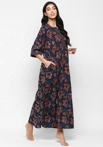 Vestido de caftán informal azul marino, camisón estampado con bloque de mano con patrón floral granate, método de tejido ecológico tejido - Product Image 4