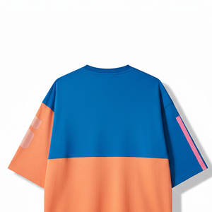 เสื้อยืดคอกลมทรงคลาสสิกสำหรับผู้ชาย ทรงบ็อกซี่ พร้อมดีไซน์เพิ่มความกว้างบริเวณอกและแขนเสื้อเพื่อความสบายในสไตล์ทันสมัย - Product Image 5