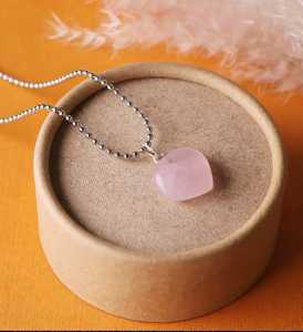 Colgante de Cristal de Cuarzo Rosa Natural - Product Image 4