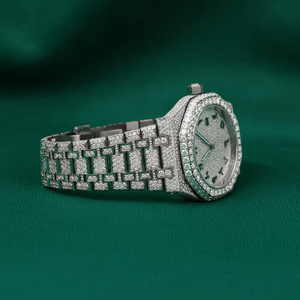 Reloj con Esfera Árabe con Incrustaciones de Diamantes, Aspecto Plateado, Lujoso, de Acero Inoxidable, Brillante - Product Image 2