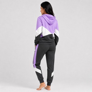 Ensemble de survêtement à capuche color block pour femme, avec poches latérales pleine longueur, style décontracté automne, mélange coton élasthanne, vente en gros - Product Image 6