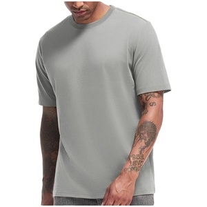 T-shirt homme surdimensionné de haute qualité, col rond, coton premium, design optimal, logo personnalisé. - Product Image 3