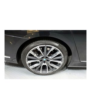 BMW Serie 7 745Le IPerformance M Sport, Modelo de Junio de 2022, 152.289 km, Caja de Cambios Automática, Asientos de Cuero, Cámara Trasera, Volante a la Izquierda - Product Image 5