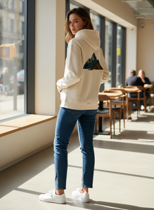 Sudaderas con Capucha Personalizadas con Logotipo Serigrafiado, de Felpa, Corte Regular, Algodón Grueso, Lavado Ácido, Efecto Desteñido, Unisex, con Pedrería, Ecológicas, para Otoño - Product Image 6