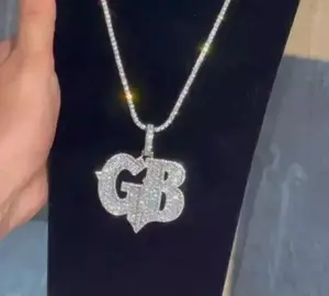 Pendentif personnalisé en or blanc 14 carats plaqué or avec lettre et moissanite véritable ronde de 3,50 carats - Product Image 3