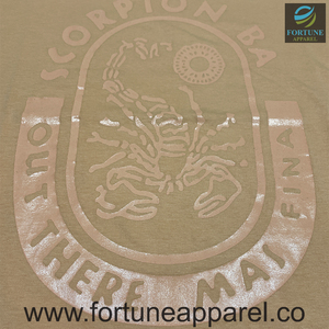 Camiseta de Manga Corta Beige para Hombre Fortune Apparel con Estampado de Escorpión, Cuello Redondo, Estilo Casual, Transpirable, 100% Algodón - Product Image 4