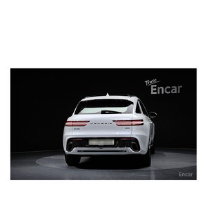 Genesis GV70 2.5T AWD 2024, SUV a Gasolina con Caja de Cambios Automática, Asientos de Cuero, Cámara Trasera, 28,918 km, Volante a la Izquierda - Product Image 4