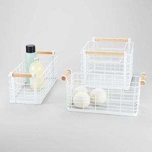 Panier rectangulaire en fil blanc avec poignées en bois naturel, élégant et pratique, accessoire pour la maison ou le bureau - Product Image 4