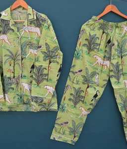 ชุดนอนผ้าฝ้ายพิมพ์ลายดอกไม้ แขนยาว สองชิ้น สไตล์ลำลอง มีกระเป๋า สำหรับผู้หญิง ขายส่ง - Product Image 6