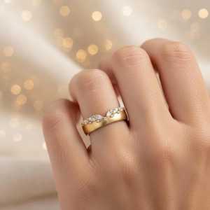 Anillo Moderno de Banda Ancha con Diamantes Multiforma para Unisex, Oro Amarillo de 14k Cultivado en Laboratorio, Joyería Fina para Compromiso, Fiestas y Ocasiones Especiales - Product Image 4