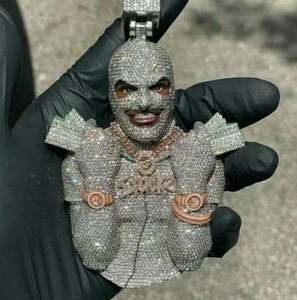 Pendentif Masque de Ski Personnalisé Luxe Effet Glacé VVS Moissanite Bijoux Hip Hop Aspect Diamant Collier Icône Urbaine - Product Image 2