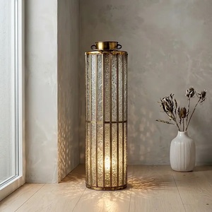 โคมไฟแก้วทรงกลมกรอบโลหะสีทองสำหรับตกแต่งงานแต่งงาน ขายส่ง - Product Image 4