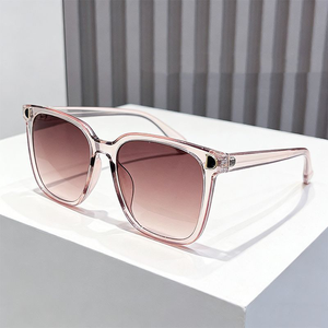2026 Fashion Oversized Sunglasses Woman Brand Designer Vintage Square Sun Glasses Female Big <b>Frame</b> Gradient Shades Oculos - Product Image 2