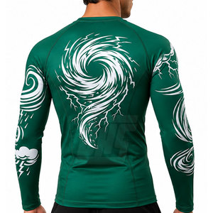 Maillot de protection professionnel pour l'entraînement, avec tissu à séchage rapide et coupe athlétique, idéal pour les activités sportives aquatiques et en plein air. - Product Image 5