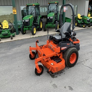 Découvrez la tondeuse à gazon commerciale Kubota Z726x à braquage zéro offrant des performances de moteur puissantes et exceptionnelles - Product Image 3