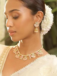 Ensemble collier et boucles d'oreilles plaqué or avec motif de fleurs en émail rose pour femmes, bijoux de mariage - Product Image 2