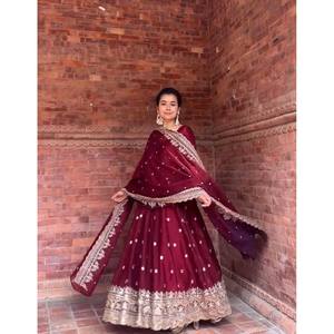 Ensemble de robe Anarkali pour femmes, style chic - Product Image 3