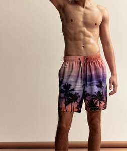 Pantalones cortos de verano unisex, nuevo diseño, malla de doble capa, pantalones cortos de playa transpirables de secado rápido, acolchado cómodo, pantalones cortos de sublimación para hombres - Product Image 1
