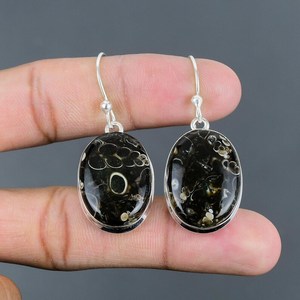 Boucles d'oreilles Turritella Agate faites à la main en argent sterling 925, bijoux pendantes uniques, accessoires de mode élégants - Product Image 6