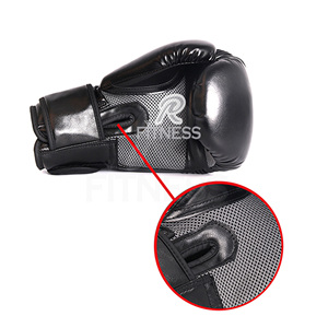 ถุงมือชกมวย RC Fitness Wear สำหรับทุกเพศ ทำจากหนัง PU กันลื่น ปิดข้อมือด้วยแถบตีนตุ๊กแก พร้อมบรรจุภัณฑ์แบบกำหนดเองสำหรับผู้ชายและผู้หญิง - Product Image 1