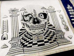 Service OEM Personnalisé, Vente en Gros de Perles Brodéées en Cuir de Haute Qualité, Mode Vintage, Étiquette Privée, Régalia Maçonnique - Product Image 2