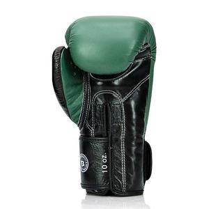 Guantes de boxeo Fairtex Muay Thai Logotipo y diseños personalizados Guantes de boxeo de buena calidad hechos con guantes de combate de cuero genuino - Product Image 6