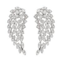 Boucles d'oreilles clous ailes d'ange symétriques en or jaune 14K plaqué rhodium avec diamants naturels taille brillant 0.6CTW pour femme – Luxe Divin