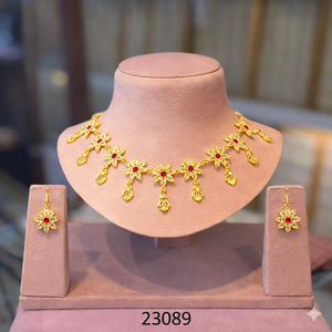 Conjunto de Collar y Pendientes Florales Chapados en Oro de Comoras, Francia, con Anillo Ajustable, Joyería de Moda Tradicional al por Mayor, Modelo No. 2308 - Product Image 1
