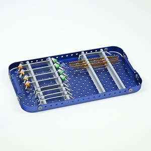 Juego de bandejas de instrumentos quirúrgicos de acero inoxidable con retractores, pinzas, elevadores y kit de herramientas ortopédicas - Product Image 3